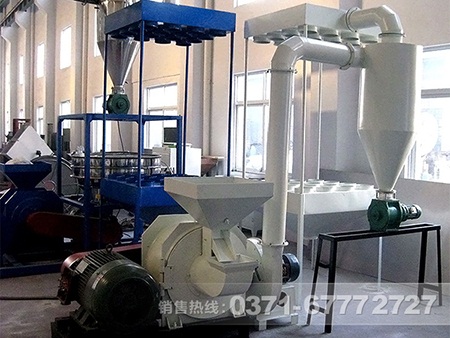 炭黑超細(xì)磨粉機(jī) 炭黑超細(xì)磨粉機(jī)