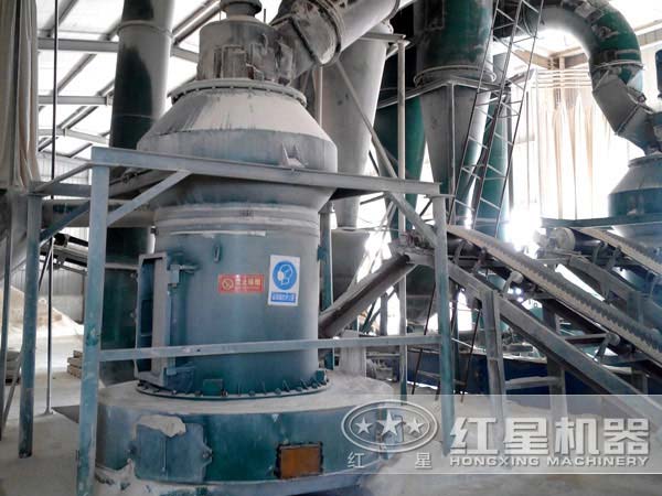 傳統磨粉機生產現場