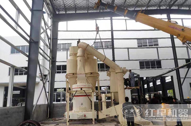 給磨粉機生產線設備搭建防雨棚既防雨也防塵