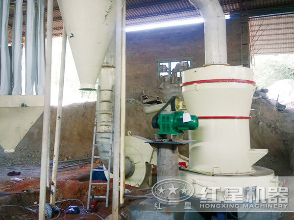 螢石磨粉現場圖