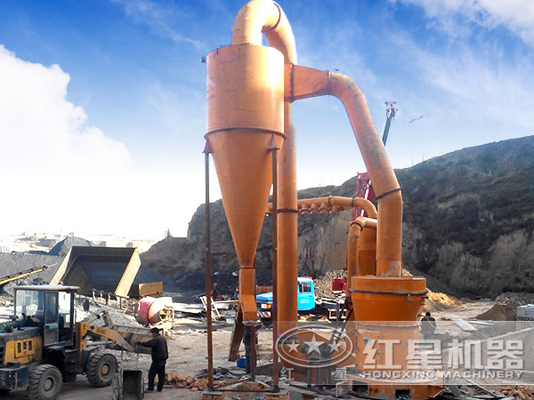 800目石頭超細磨粉機現場