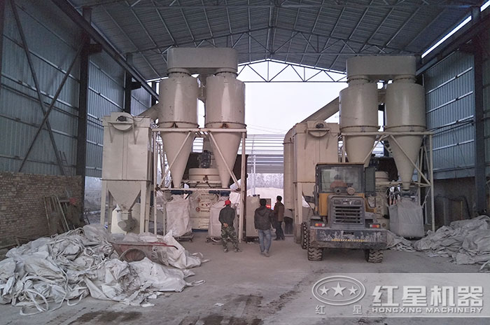 環保的礦粉磨粉機現場圖