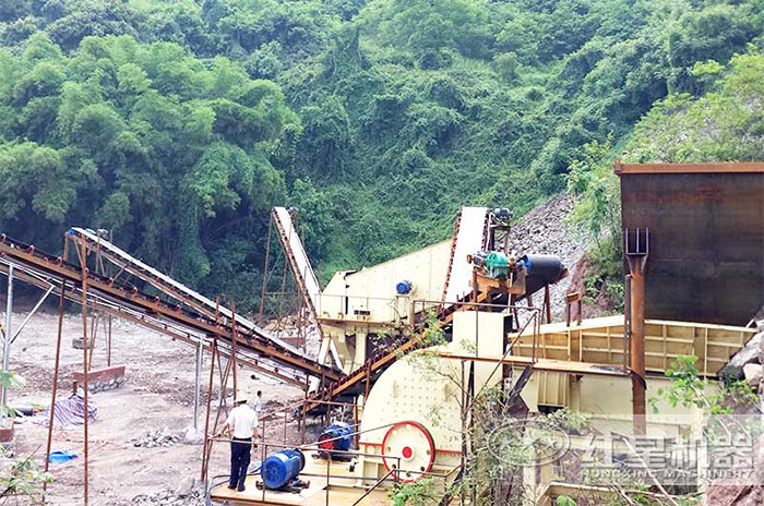 1308重錘式破碎機作業現場