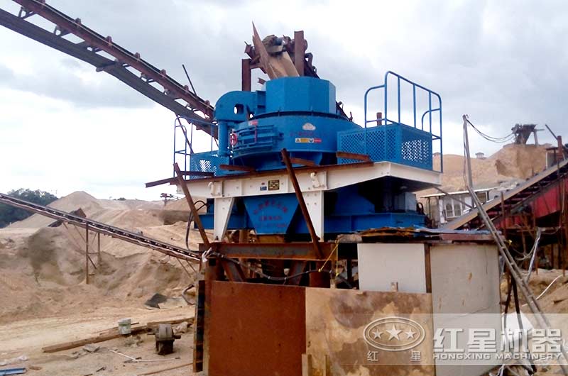 日產500噸制砂機作業(yè)現場