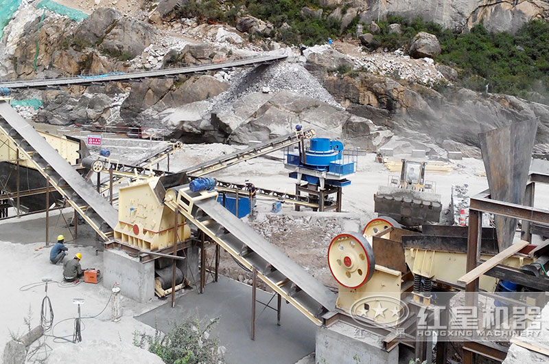 鵝卵石制砂機作業現場