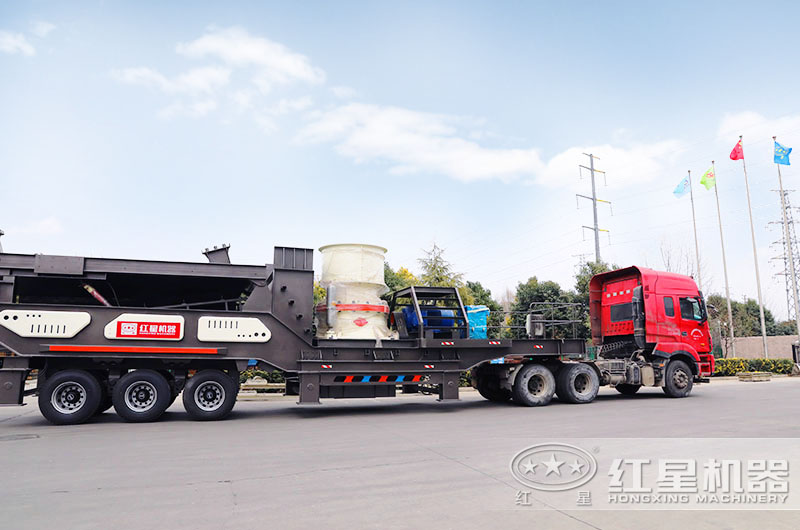 紅星移動石子破碎機發往上海