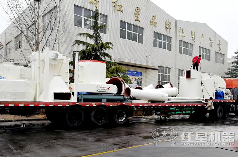 紅星機器小型磨粉機發往湖南