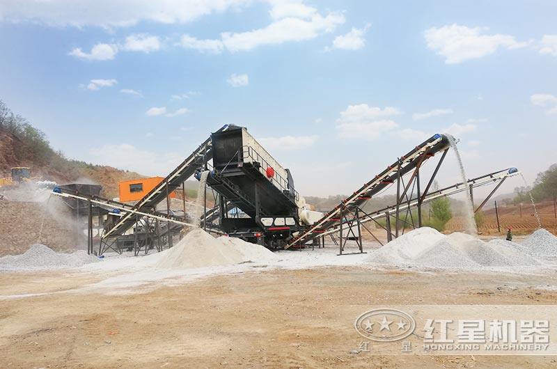 時產300噸石子破碎機作業現場