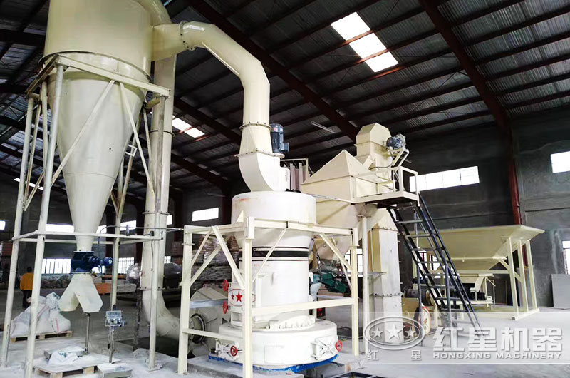 高鈣石頭磨粉機作業現場
